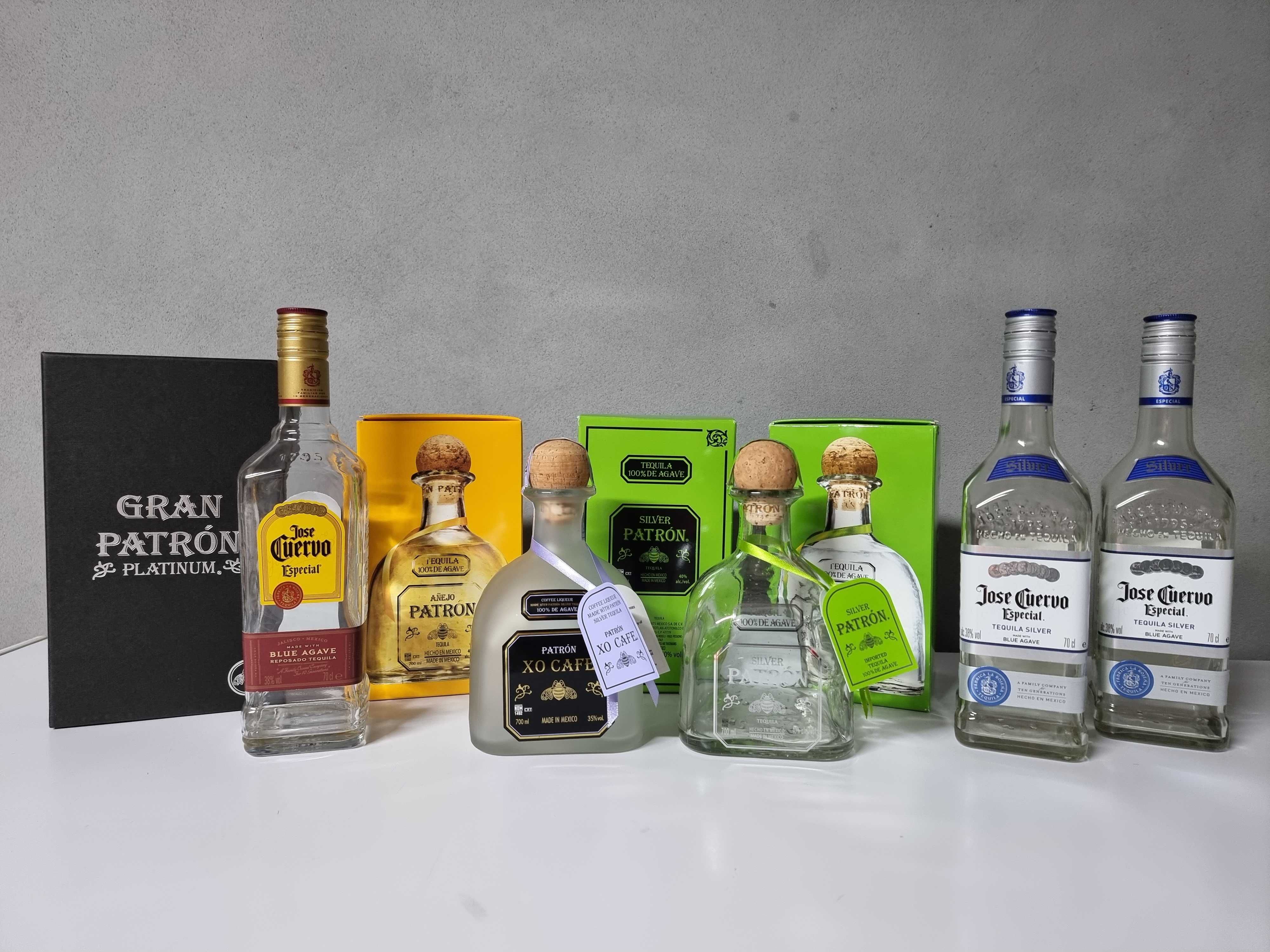 Lote de Garrafas Vazias, Gin, Absolut Vodka, Patrón Tequila, Rum