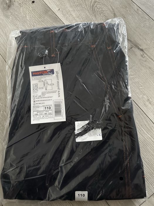 Ubranie trudnopalne spawalnicze NOWE. Rozmiar 110.