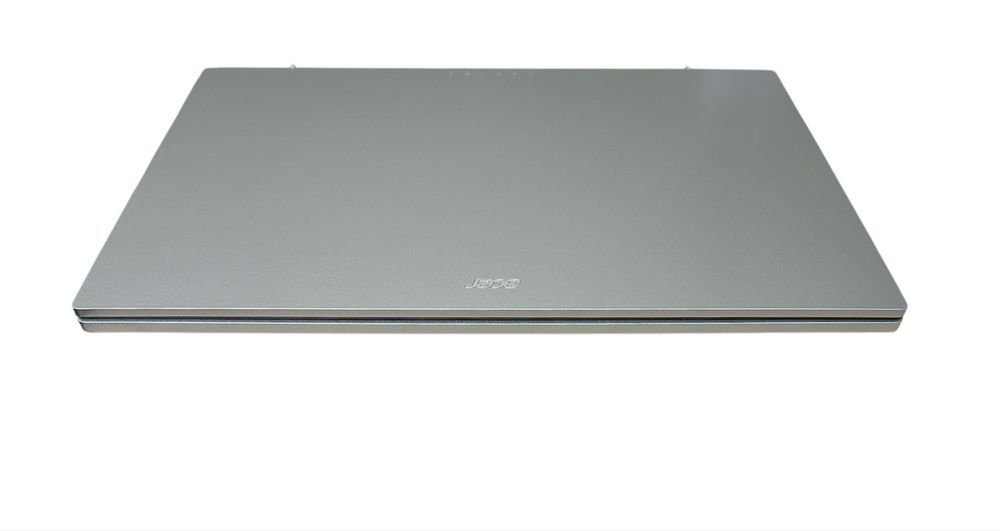 Acer Aspire 3 Ryzen 7320U 4ядра/8gb DDR5/128gb SSD/15.6 Full HD