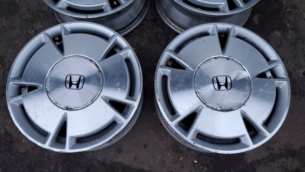142*Продам оригінал диски Honda R15 5x114.3 Civic Legend та інші