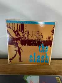 he Clash – Black Market Clash