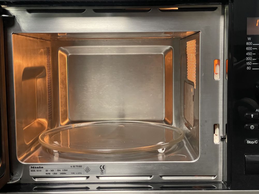 Вбудована мікрохвильовка Miele M 8151 в ІДЕАЛЬНОМУ стані НВЧ 37 см
