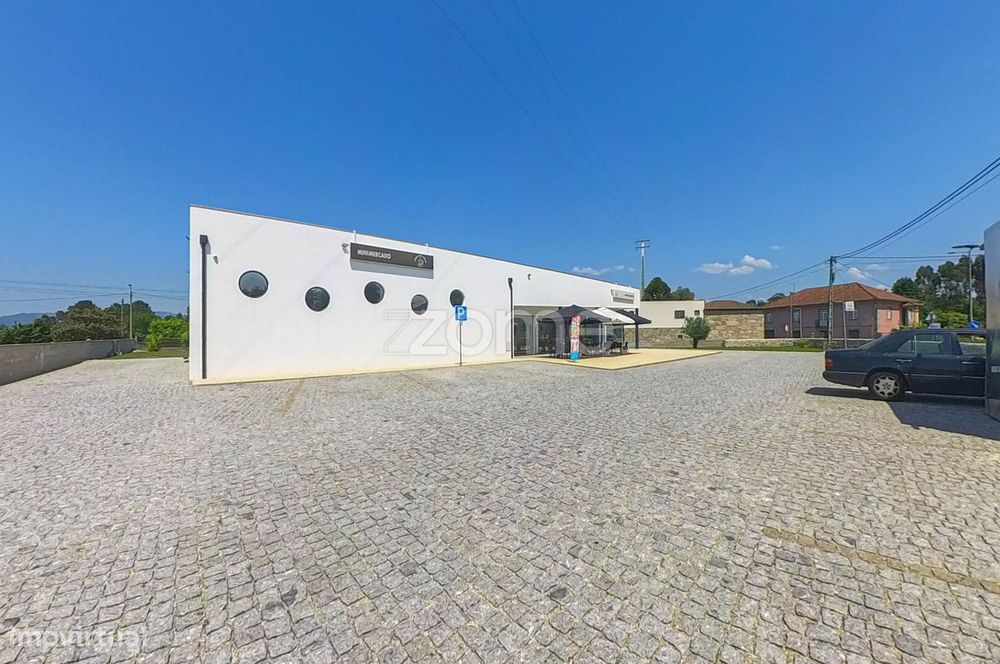 Comércio (Café, Supermercado, Restaurante, Take Away), Rendufe Amar...