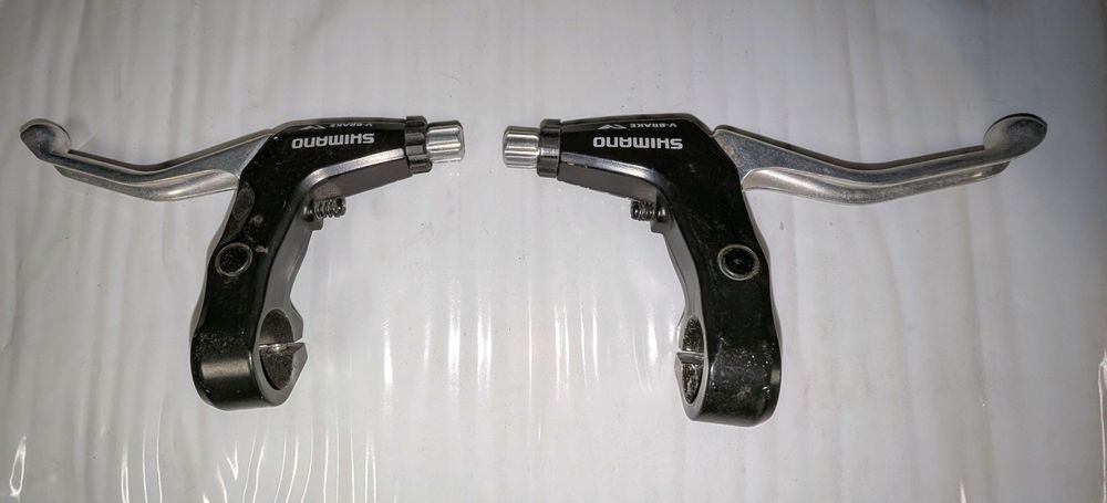 Гальма обідні V-Brake Shimano BR-M432, ручки BL-M421.