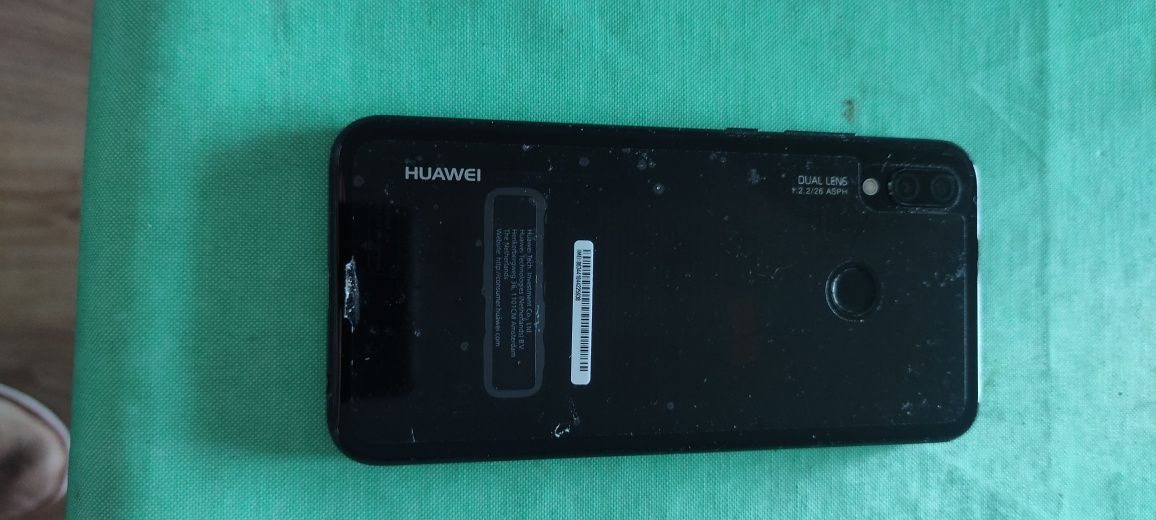 Huawei P20 Lite como novo