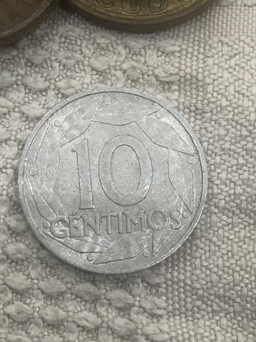 Moedas antigas Portuguesas e outras