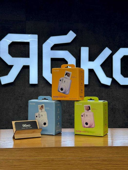 Фотокамера Fujifilm INSTAX Mini 12