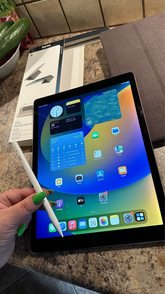 Tablet iPad Apple PRO 12.9 cali - Touch ID - PROCREATE