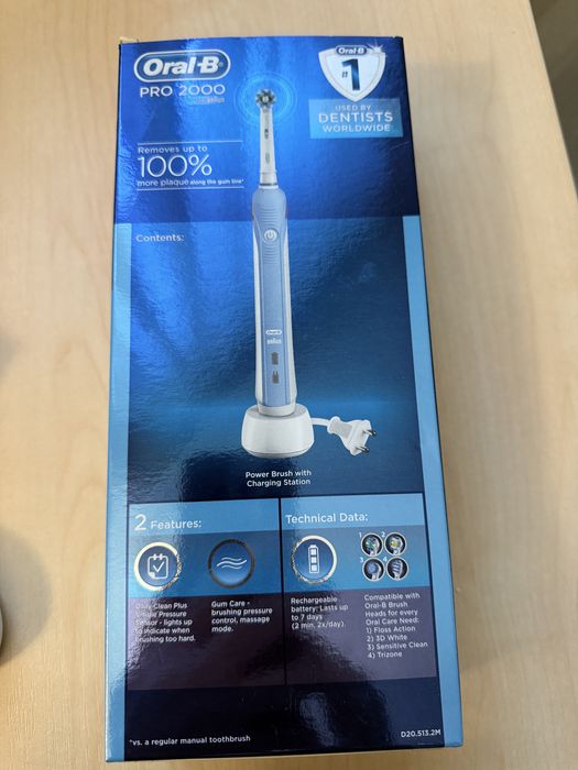 Електрична зубна щітка Oral-B PRO 2000