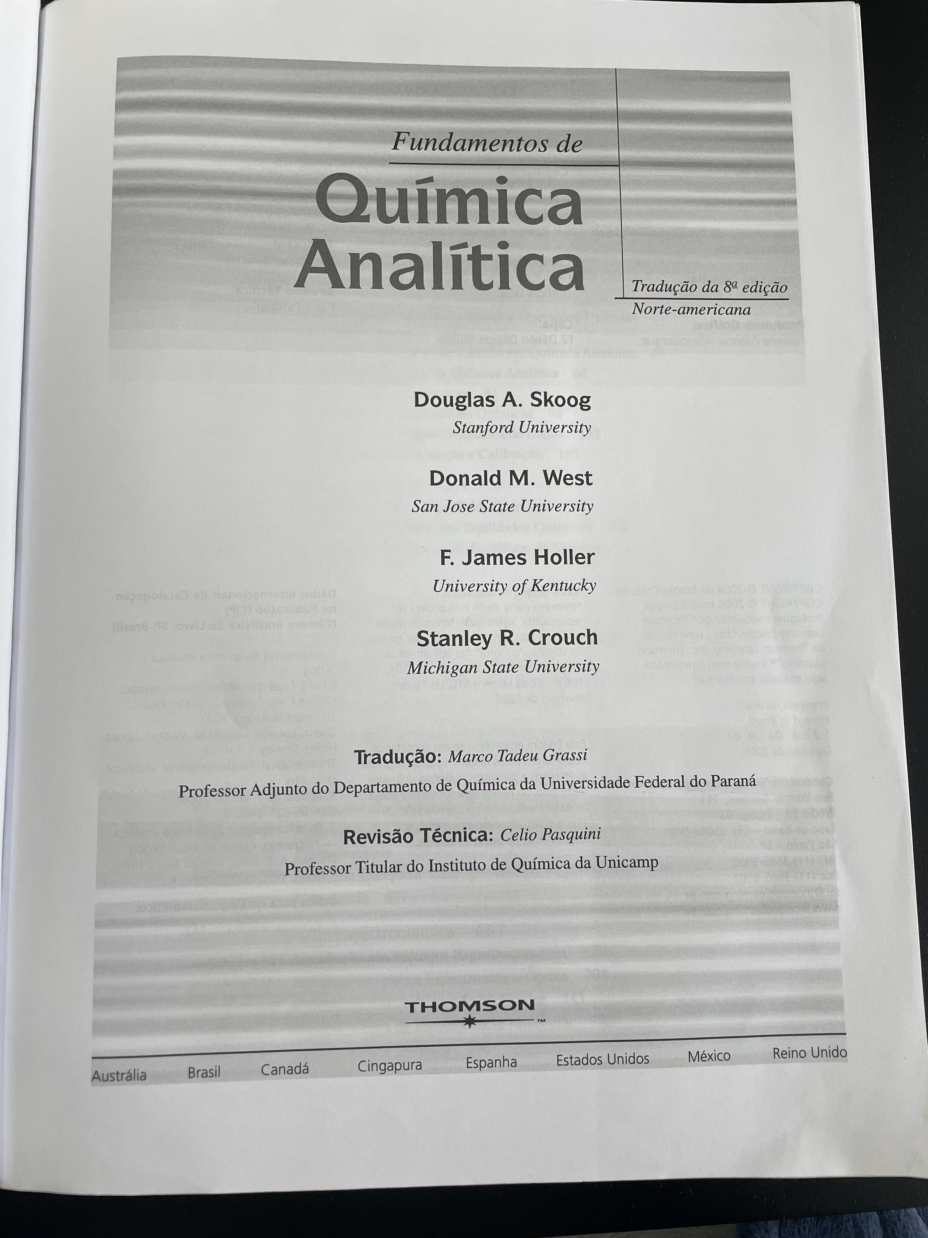 Livro ''Fundamentos de Química Analítica'' tradução da 8ª edição