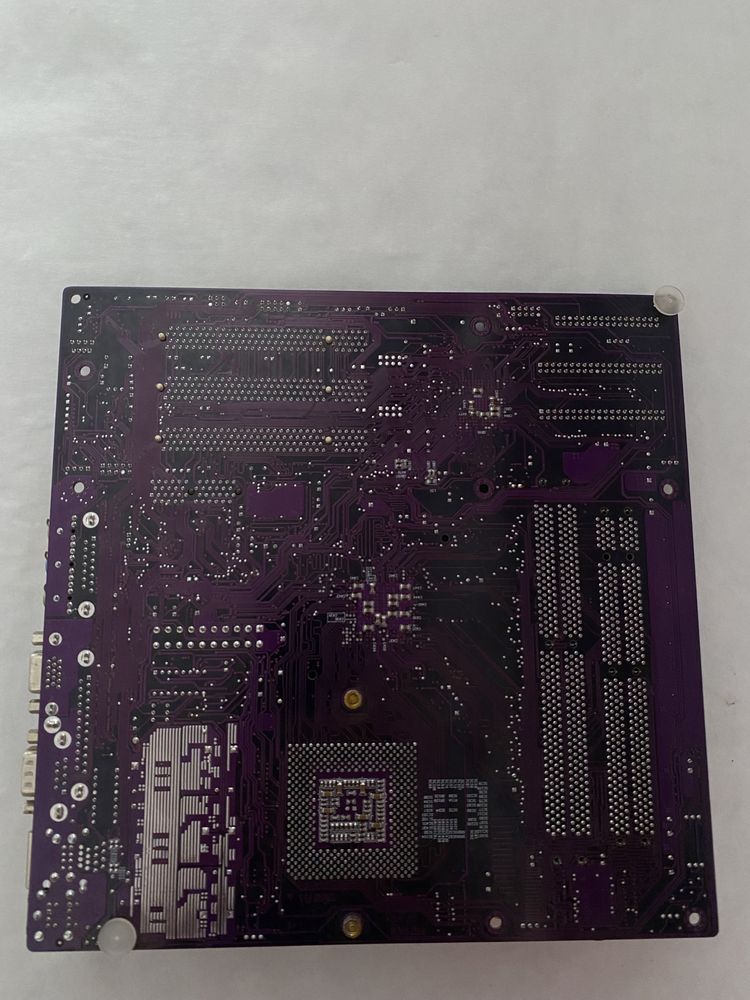 Продам материнську плату ECS K7SOM+ Socket A (462)