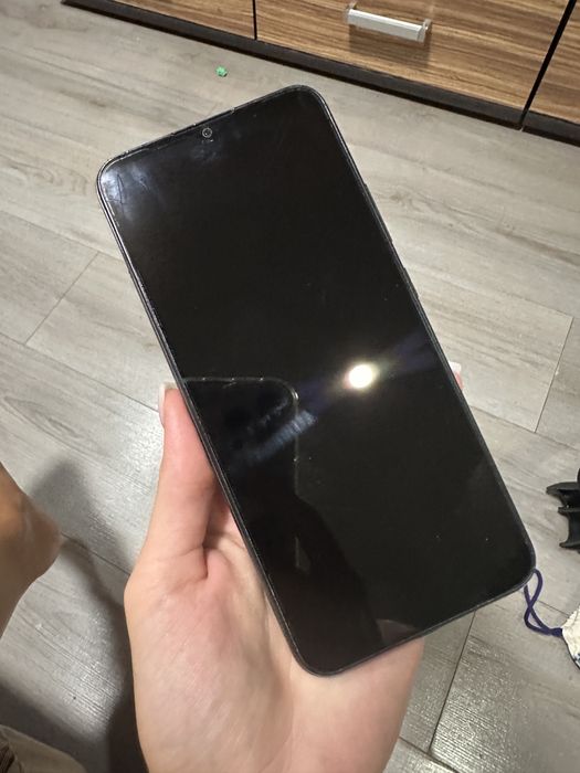 Телефон Realme c 11