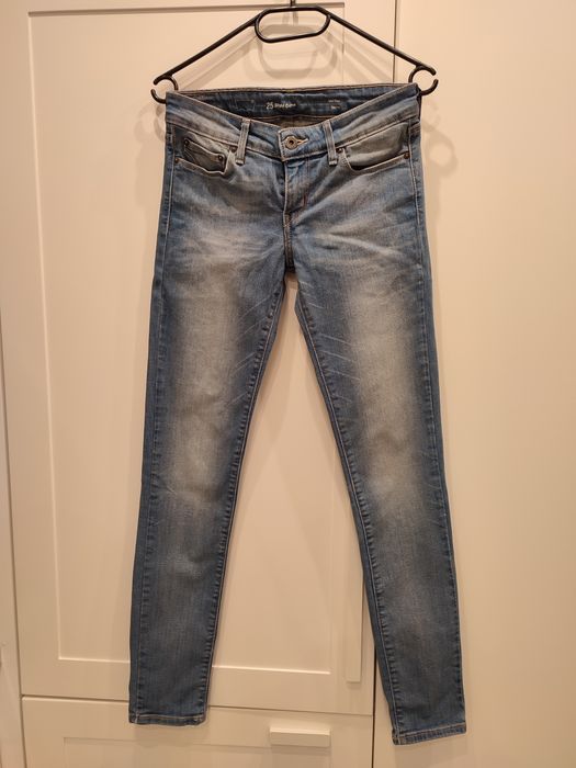Niebieskie jeansy Levi's rozm 25