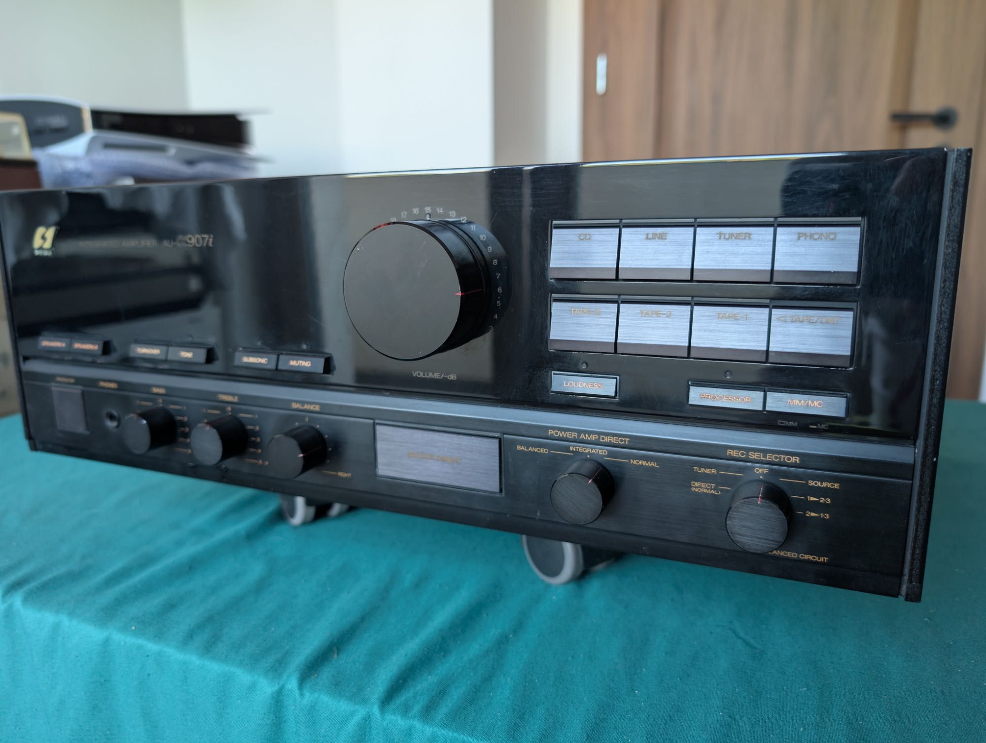 SANSUI AU - a907i wzmacniacz stereo retro vintage high end