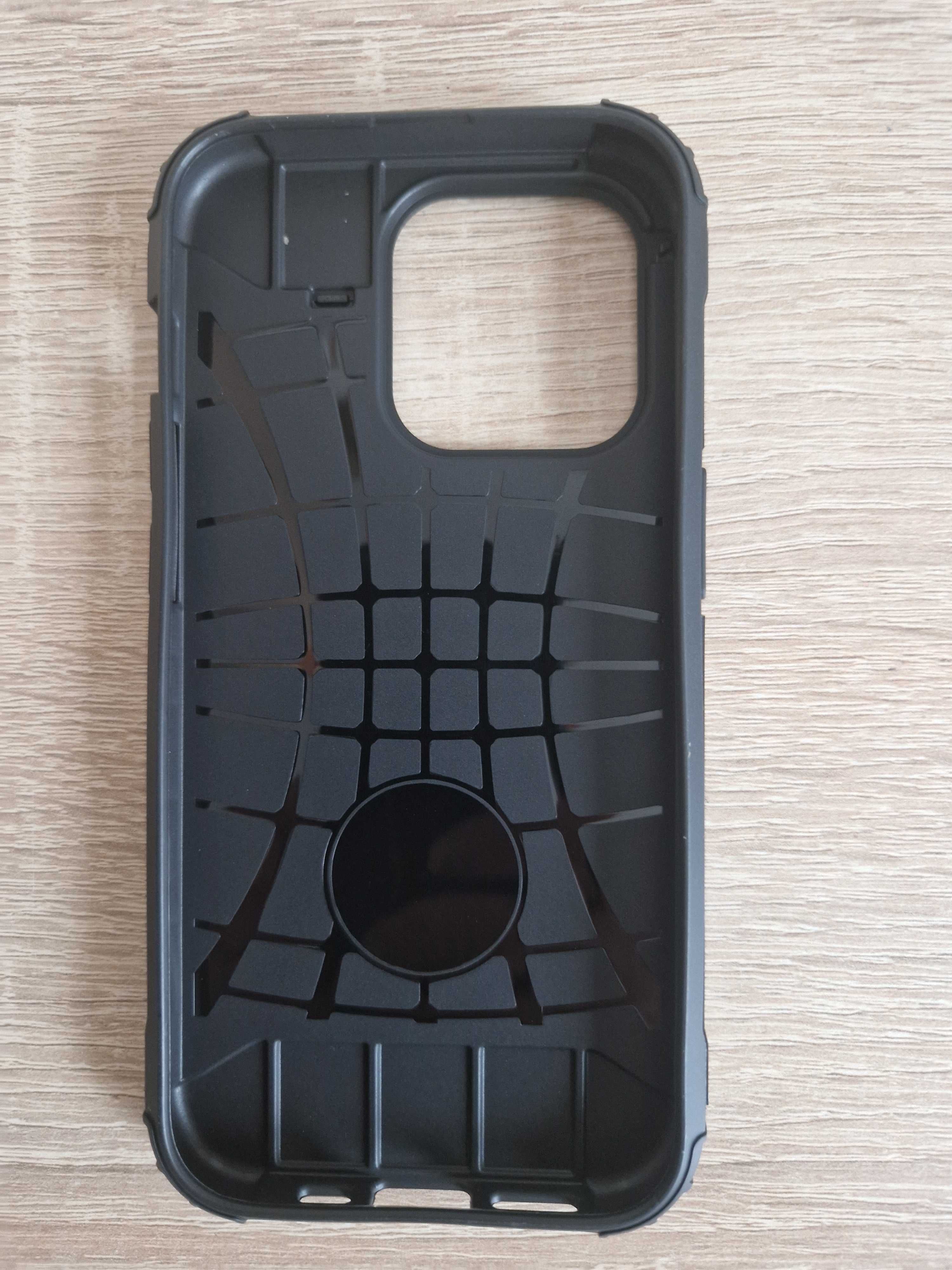 Etui Armor Carbon Case do Iphone 14 Plus Czarny