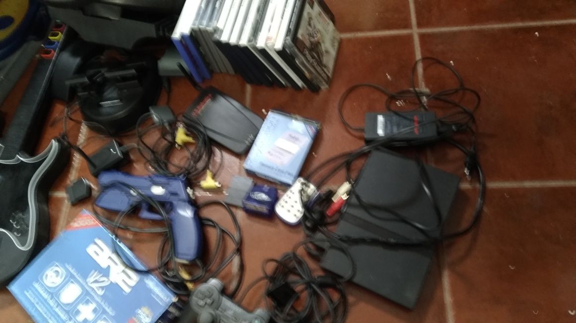 PS2 e Varios Acessorios e Jogos