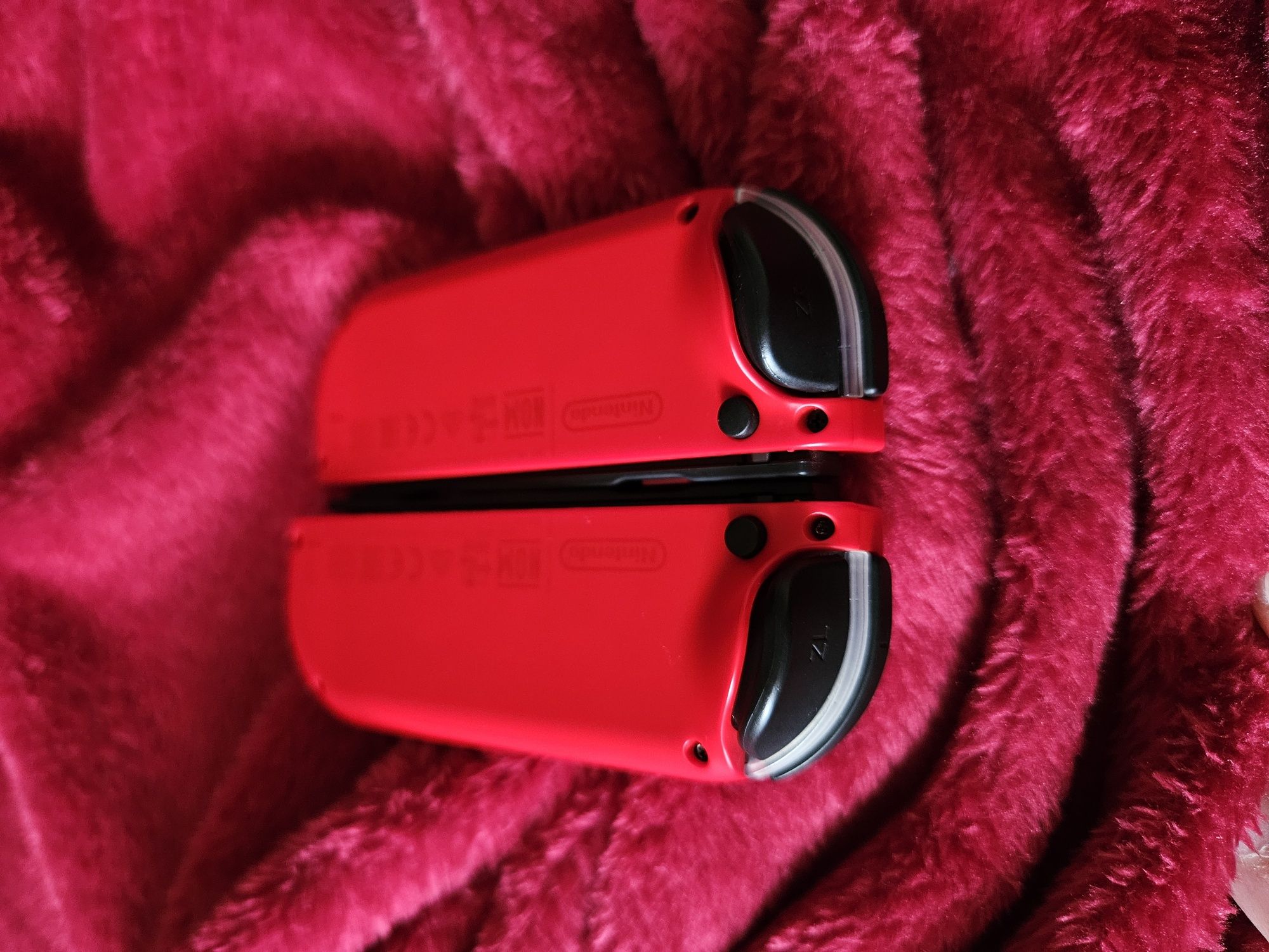 Comandos Joy cons originais com capas novas
