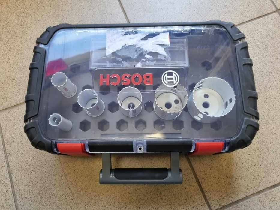 Zestaw otwornic uniwersalnych 20-64mm