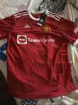Camisola adidas com autografo do CR7