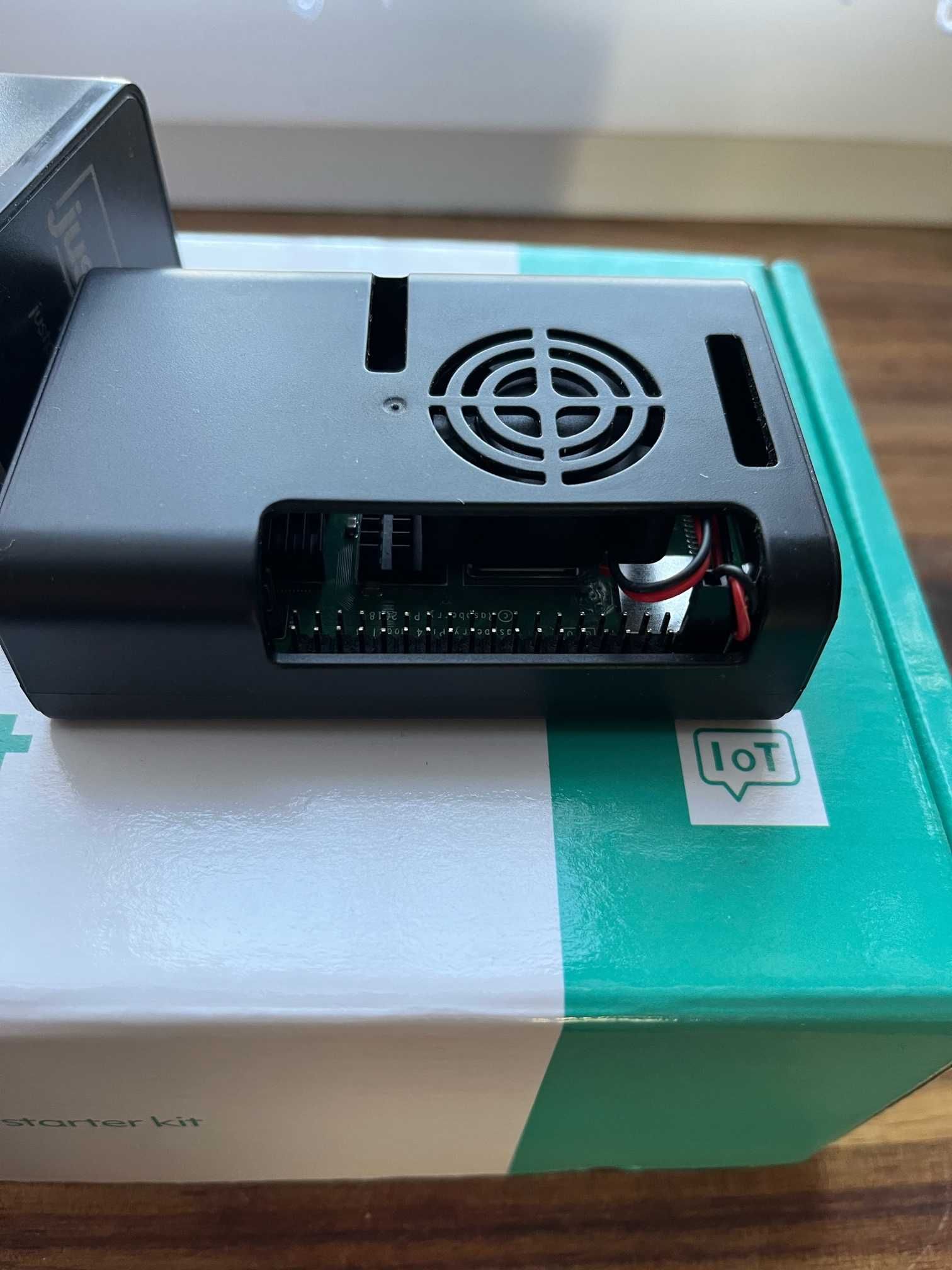 Raspberry Pi 4 2GB Starter Kit