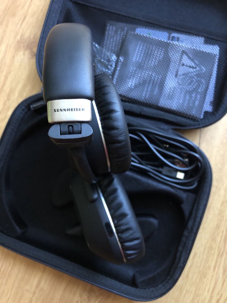 Навушники Sennheiser MB 660 Bluetooth гарнітура