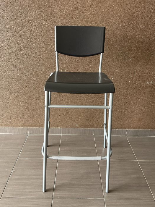 Cadeira alta de balcao