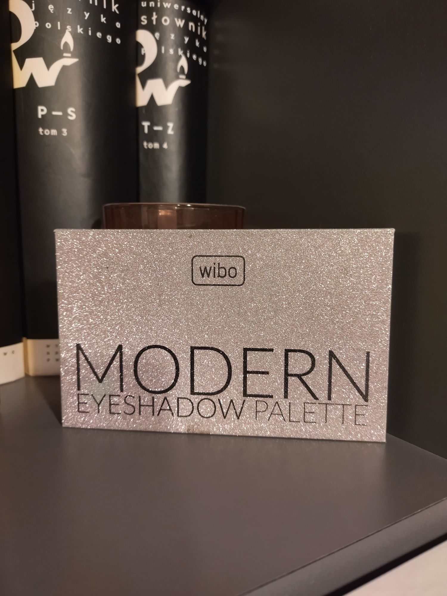 Nowa paleta cieni do powiek Modern eyeshadow palette Wibo