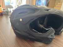 Kask full face nuke S