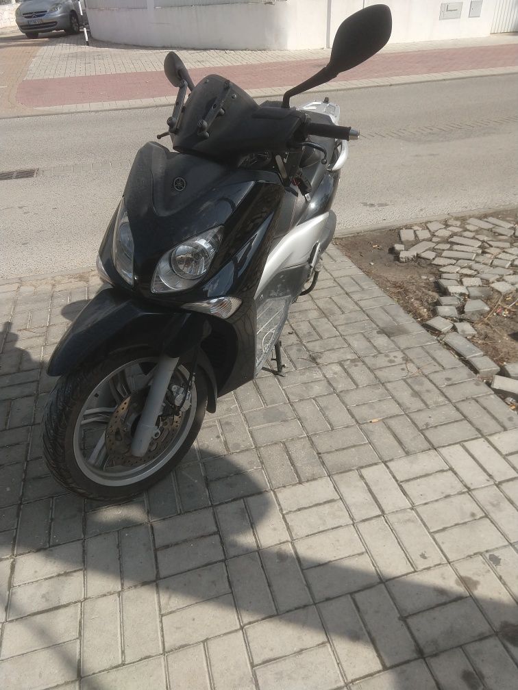 Yamaha xcity 125