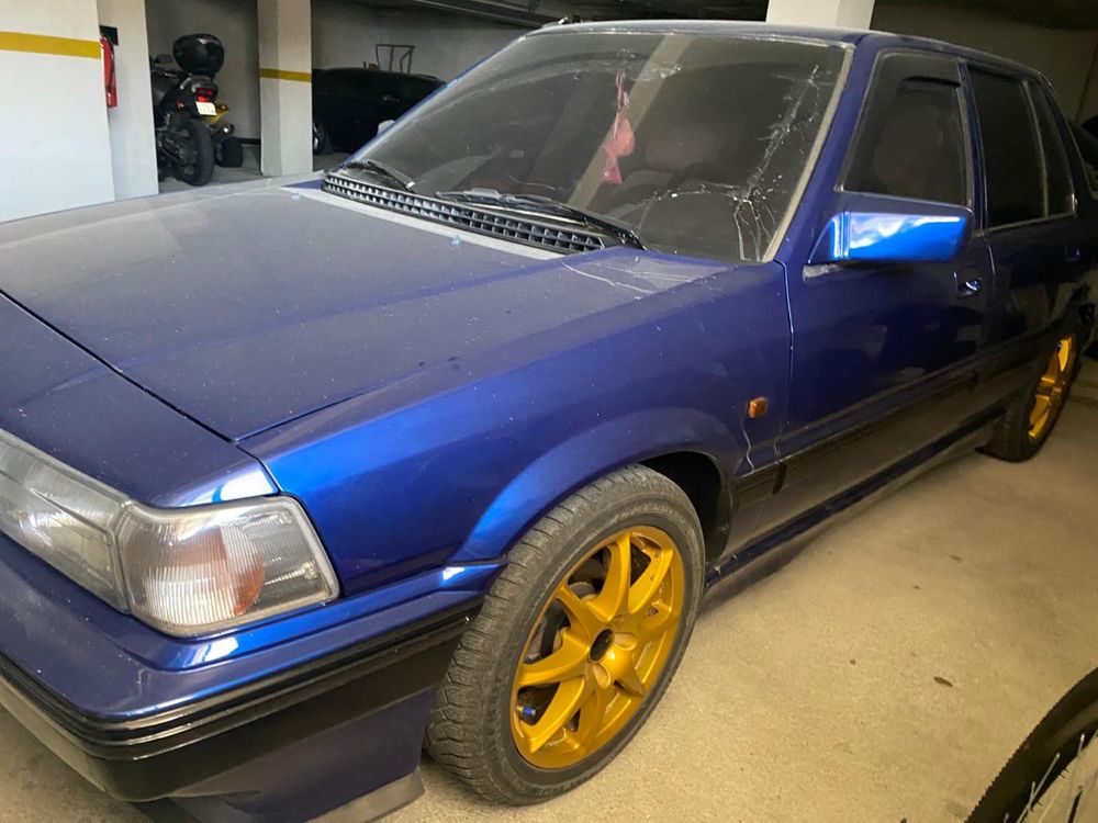 Vendo rover em otimo estado com 140000 km originais