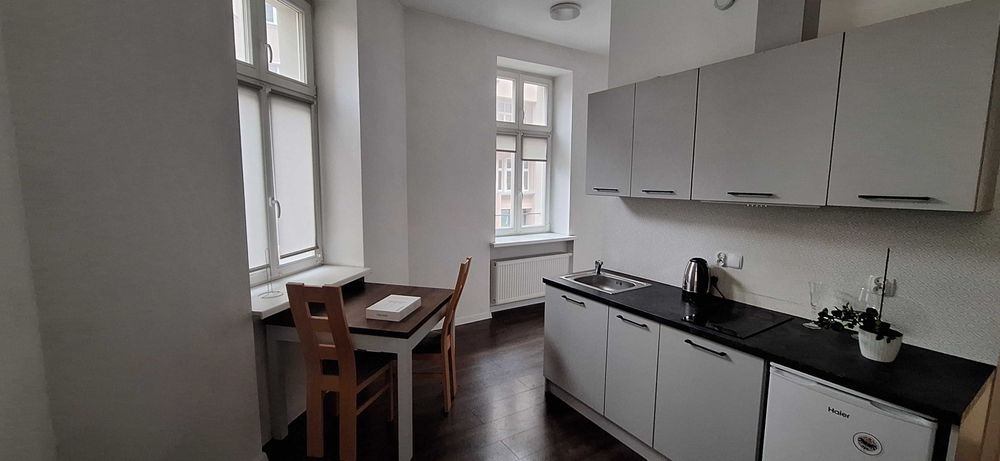 Kawalerka - Słowackiego 19