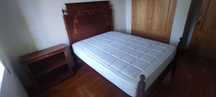 Cama casal em madeira maciça  140x90 cm