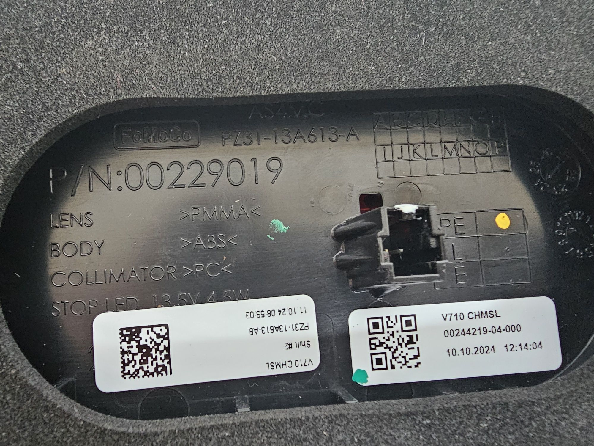 Ford transit custom najnowszy model trzeci stop led oryginał