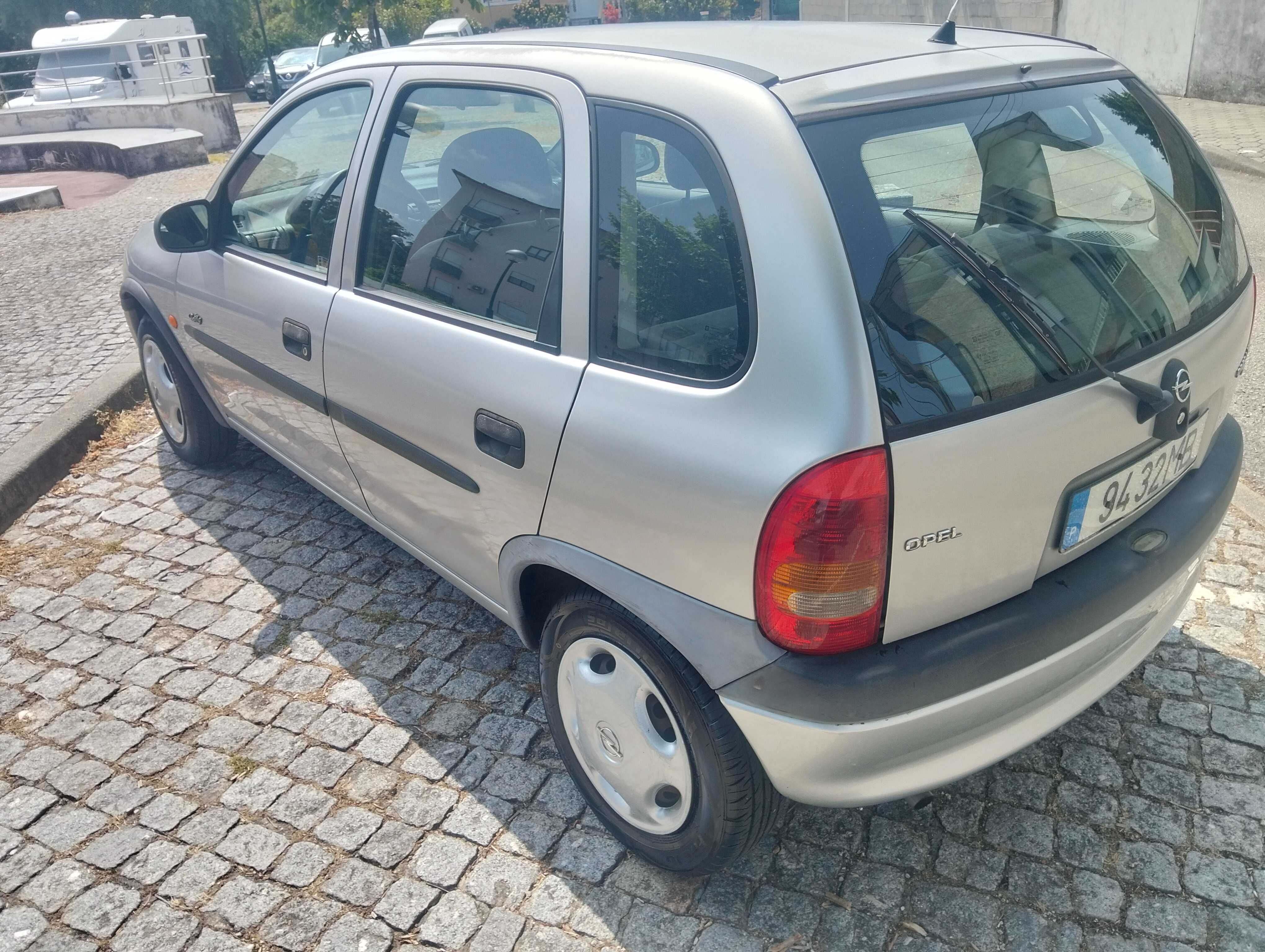 Opel Corsa 1,2 - 16V- 121000 Km