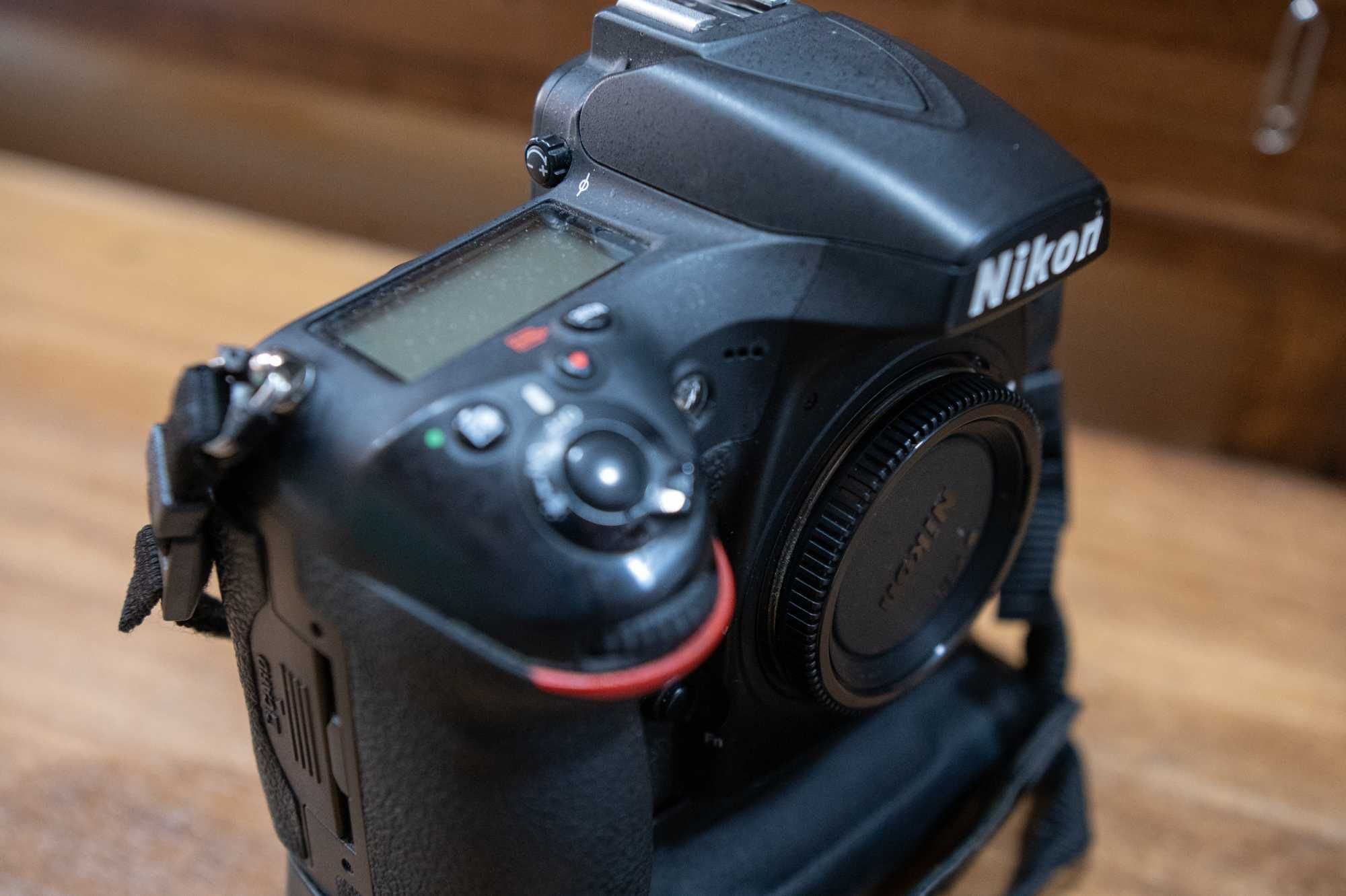 Camera Nikon D810