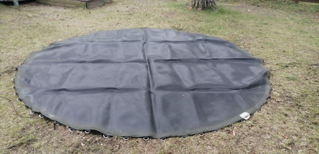 Mata 315 cm do trampoliny F12 posiada 64 oczka na sprężyny