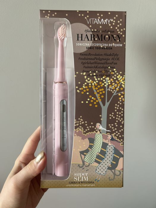Nowa szczoteczka soniczna do zębów Harmony