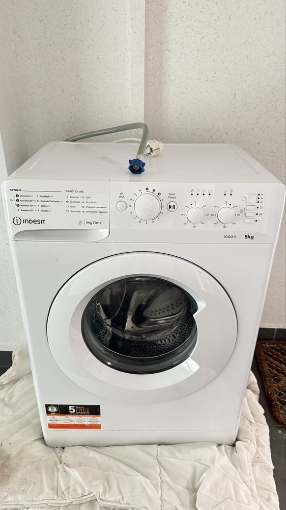 Sprzedam pralkę Indesit model MTWSC 510511 W PL używaną 3 lata