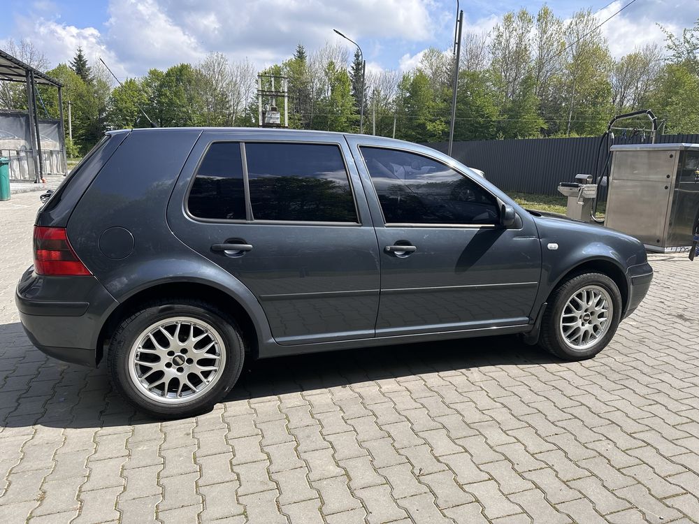Volkswagen Golf 4 2004