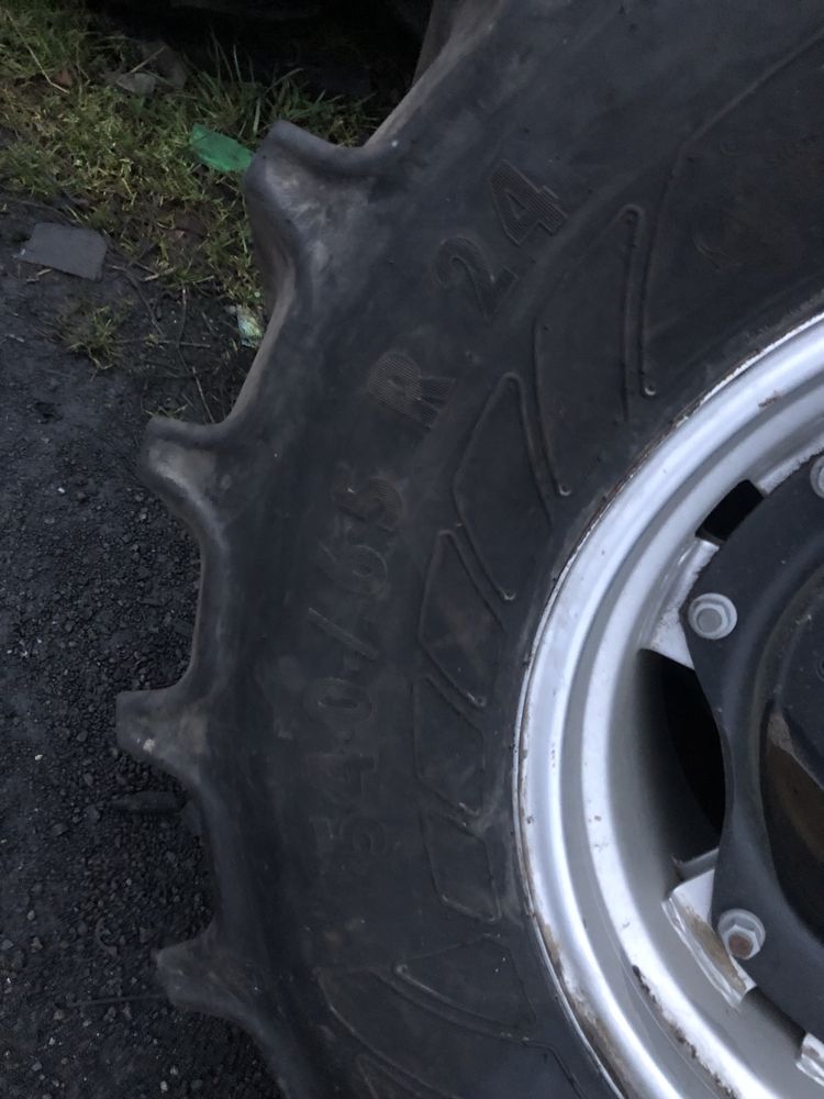 Koła opony 540.65r24 continental case maxum