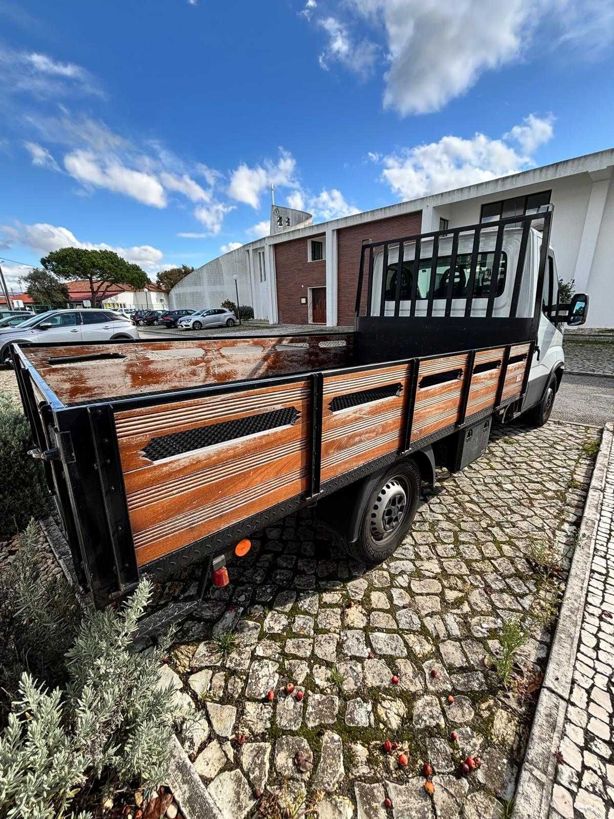 Viatura Ligeira de mercadorias