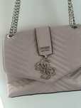 Продам сумку guess б/у стан хороший
