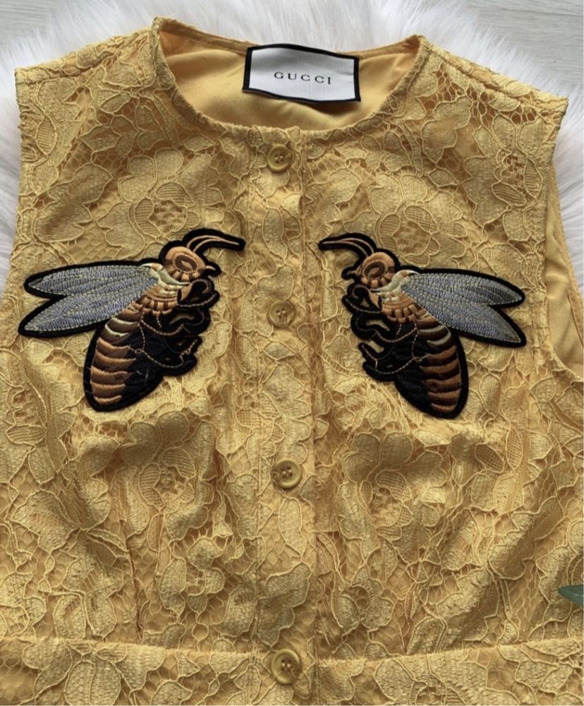 кружевное,яркое платье Gucci