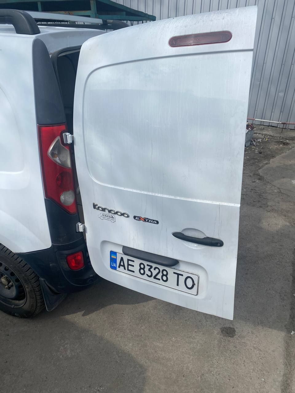 Renault Kangoo van