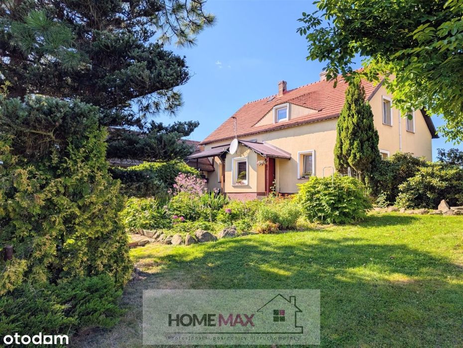 Klimatyczna posiadłość na dużej działce