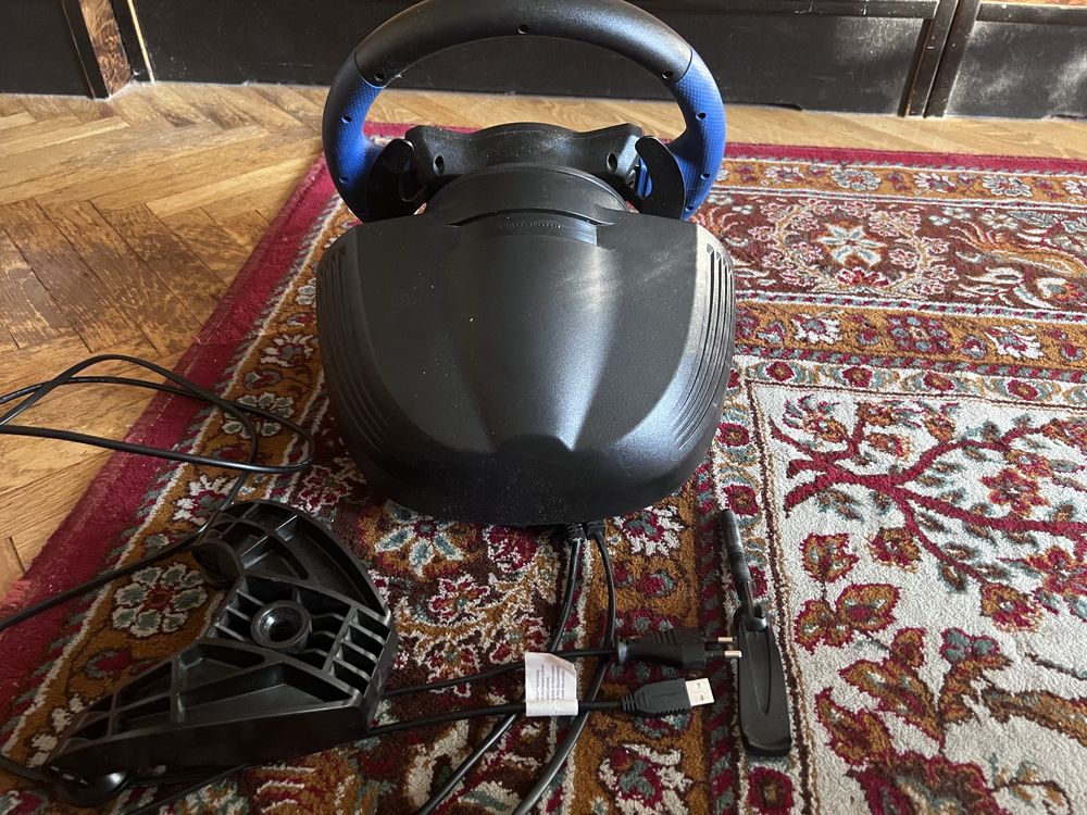thrustmaster t150