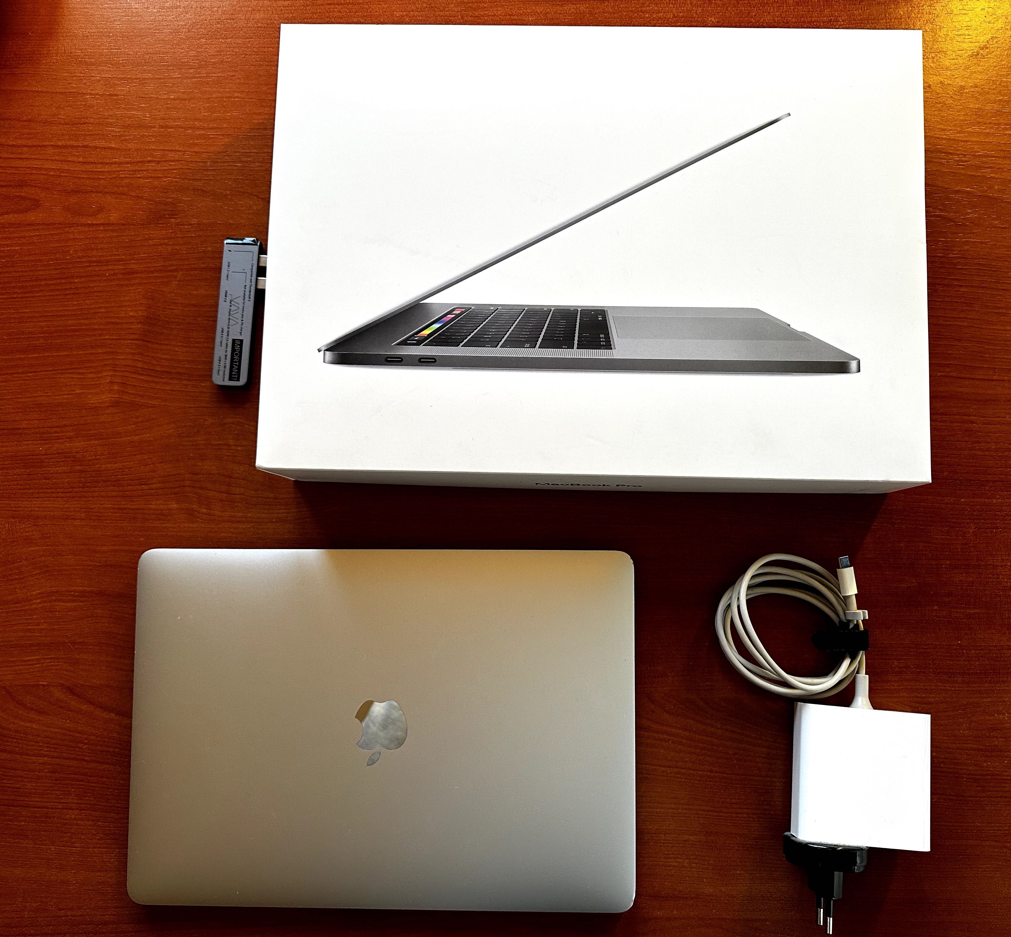 Macbook Pro 13" i5 16Gb RAM 256Gb SSD