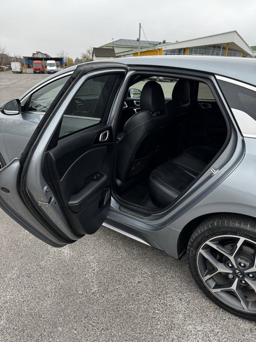 Продам Kia Proceed