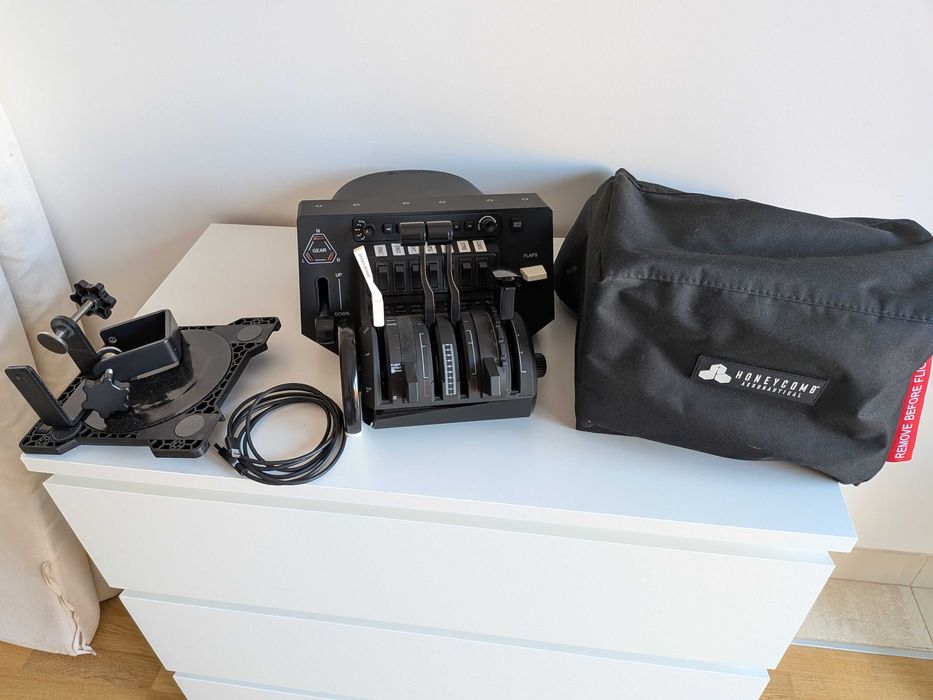 Throttle Honeycomb Bravo com Flap Kit e Dust Cover