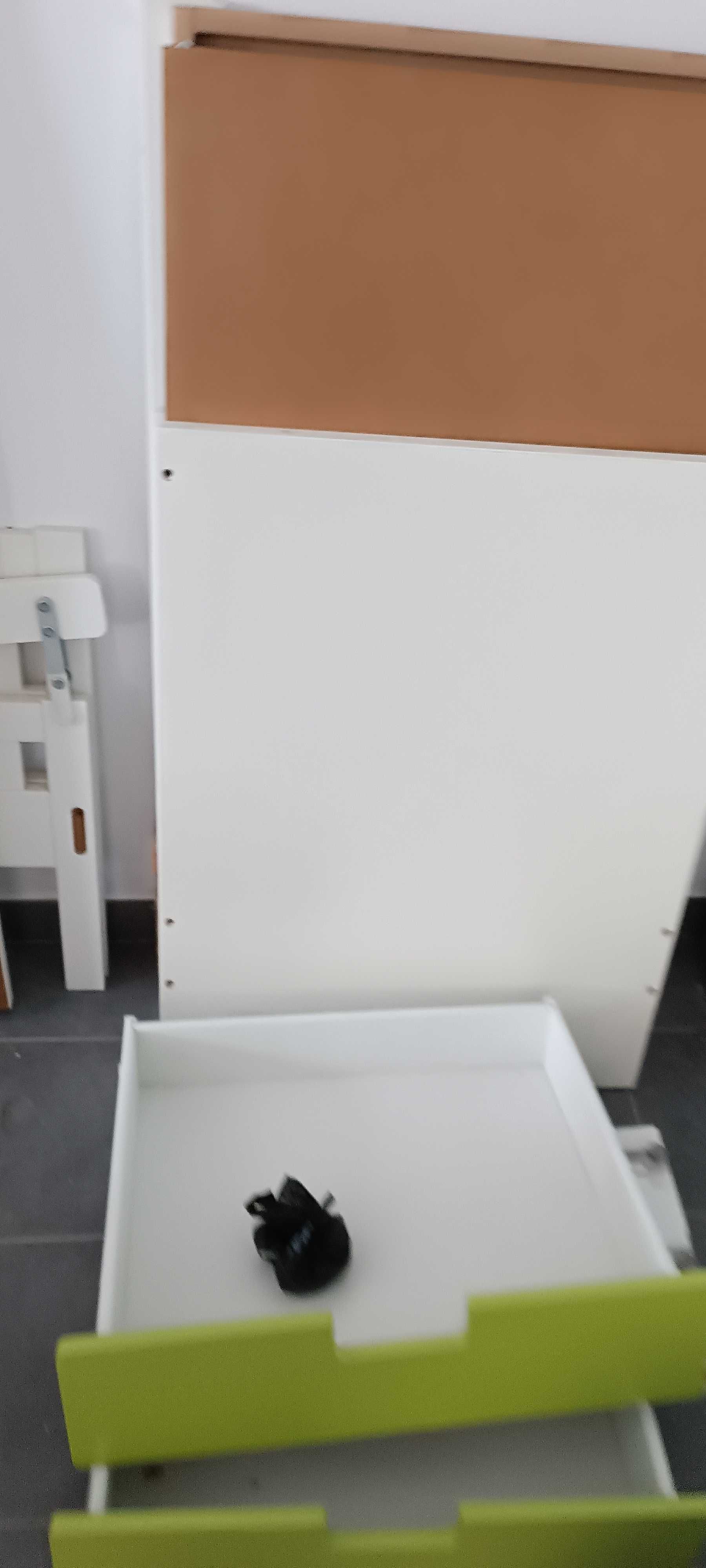 Cama de grades com colchão